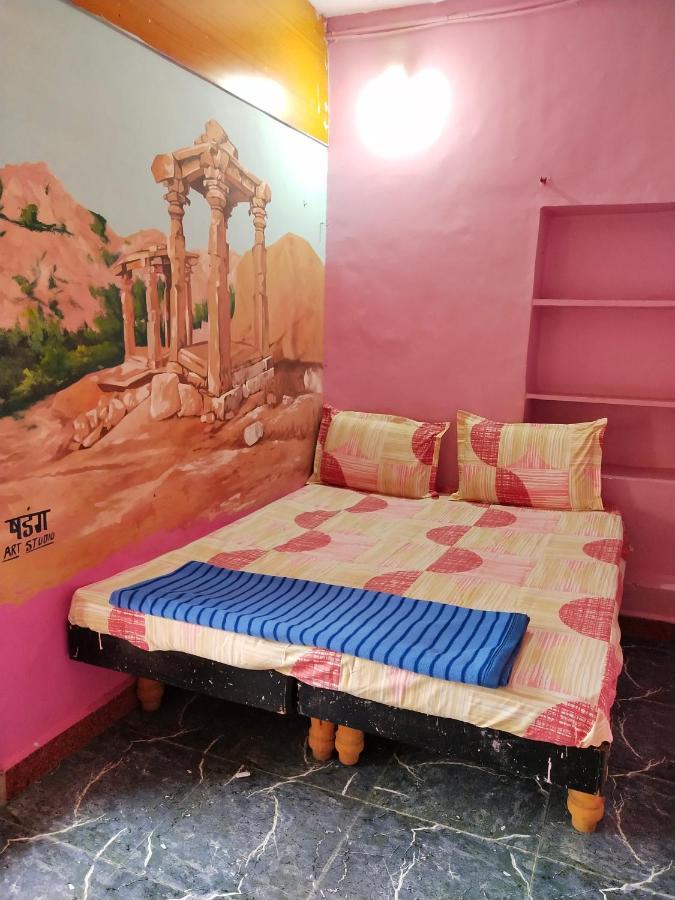 Temple View Guest House هامبي المظهر الخارجي الصورة